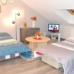 Chaleureux à Avec Parking Privé. Apartamento