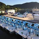 Chaleureux à Avec Parking Privé. Apartamento