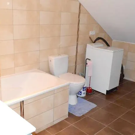 Chaleureux A Avec Parking Prive. Apartment *