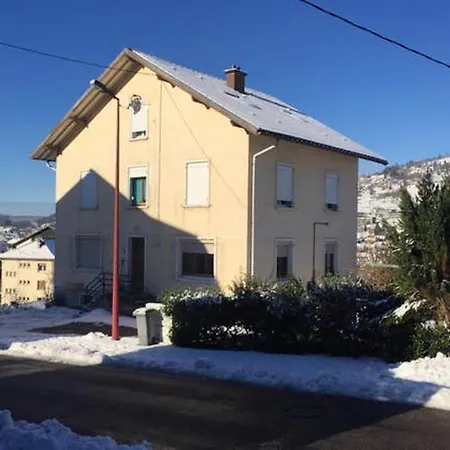 Chaleureux A Avec Parking Prive. Apartment