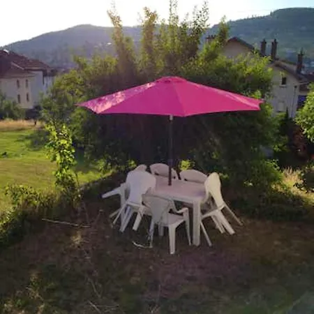 Chaleureux A Avec Parking Prive. Apartment