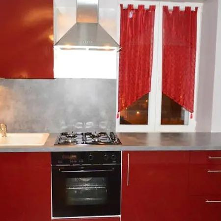 Apartment Chaleureux A Avec Parking Prive. *