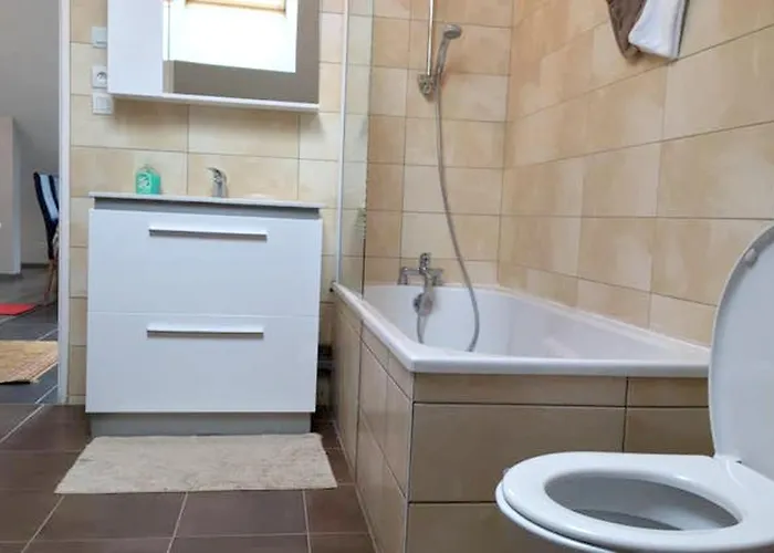 Chaleureux à Avec Parking Privé. Appartamento Gérardmer