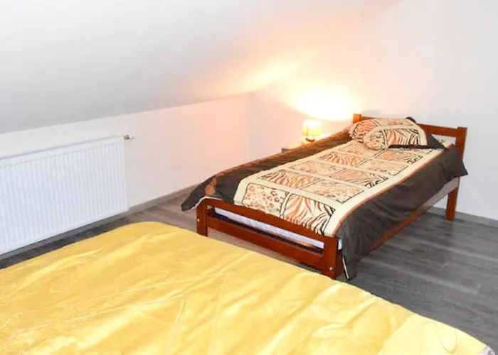 Chaleureux à Avec Parking Privé. Appartamento *